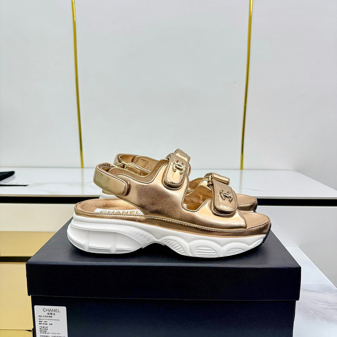 CC 25 Dad Sandals Gold Suede 331166