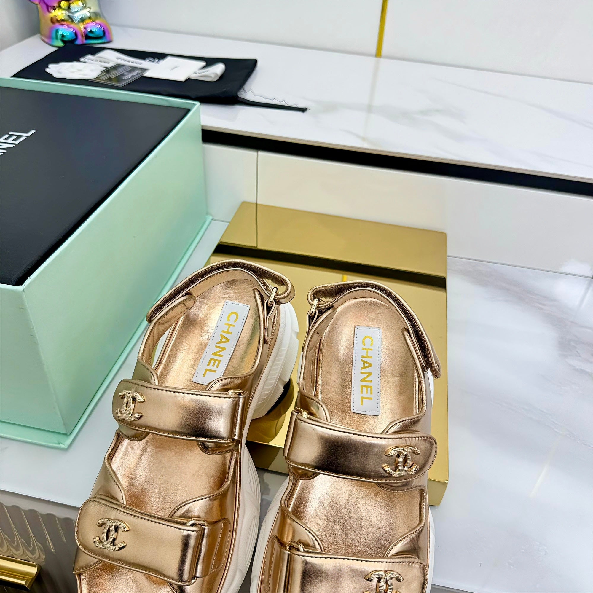 CC 25 Dad Sandals Gold Suede 331166