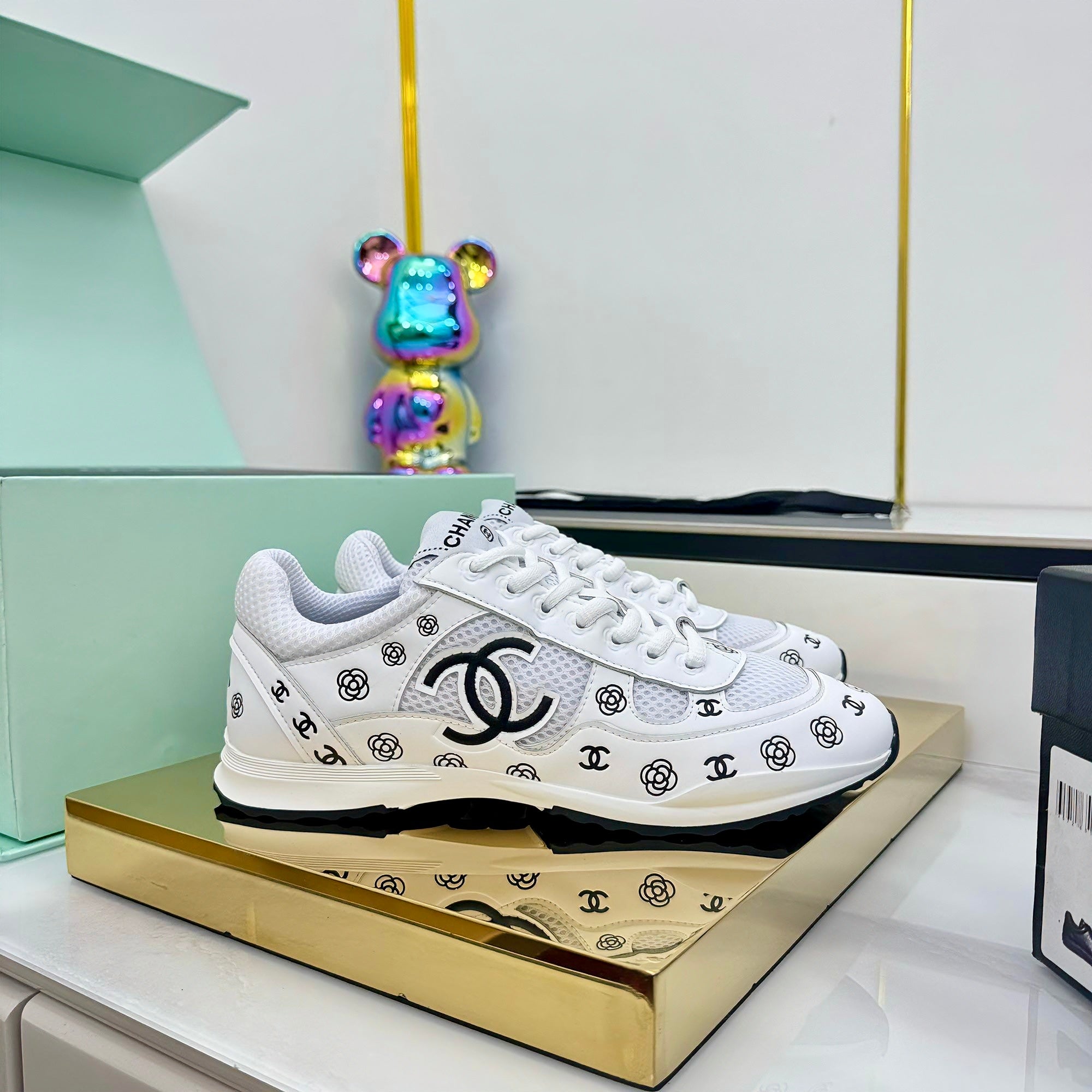 CC 25 Sneaker White Cowhide 331211
