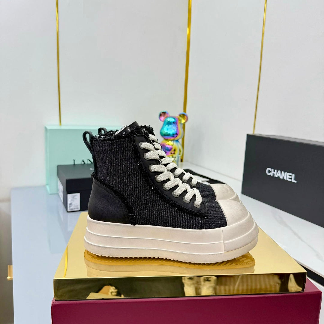 Chanel 25 High Sneaker Black White Cowhide Denim Frabic 469778