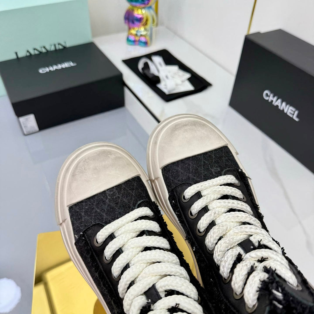 Chanel 25 High Sneaker Black White Cowhide Denim Frabic 469778