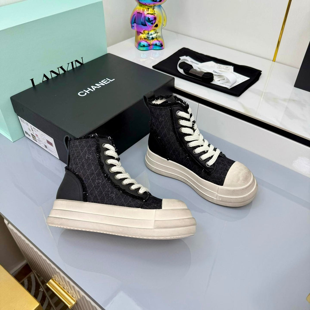 Chanel 25 High Sneaker Black White Cowhide Denim Frabic 469778