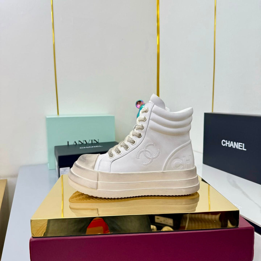 Chanel 25 High Sneaker White Cowhide 469785