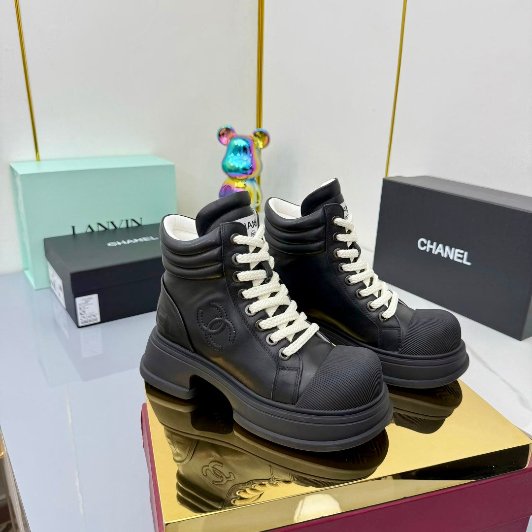 Chanel 2025 High-Top Sneakers Black White Cowhide 469786