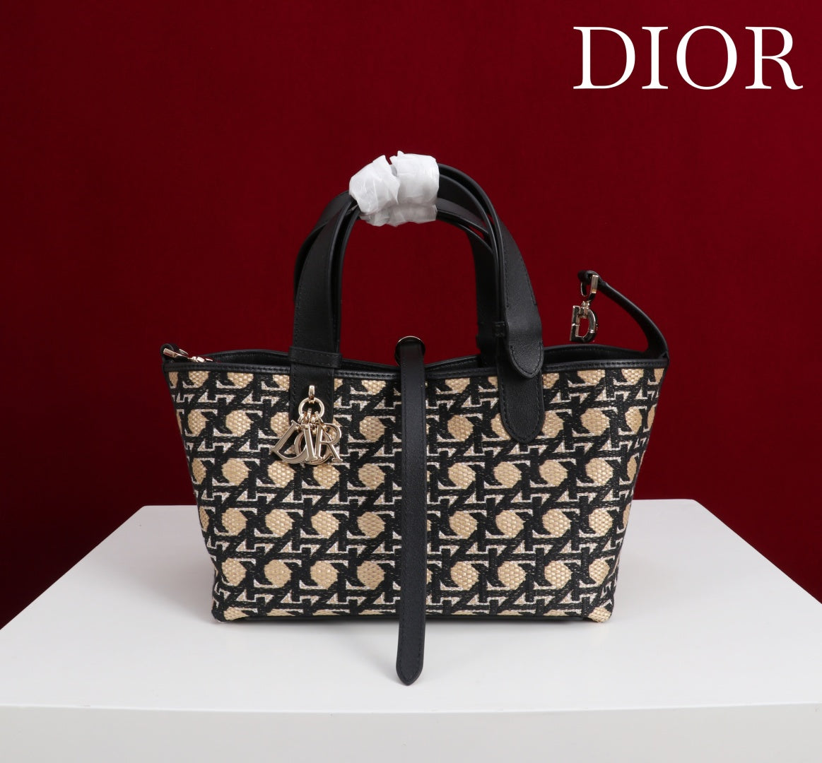 CD Toujours Small Bag 23 Diamond Black Beige Leather  280283