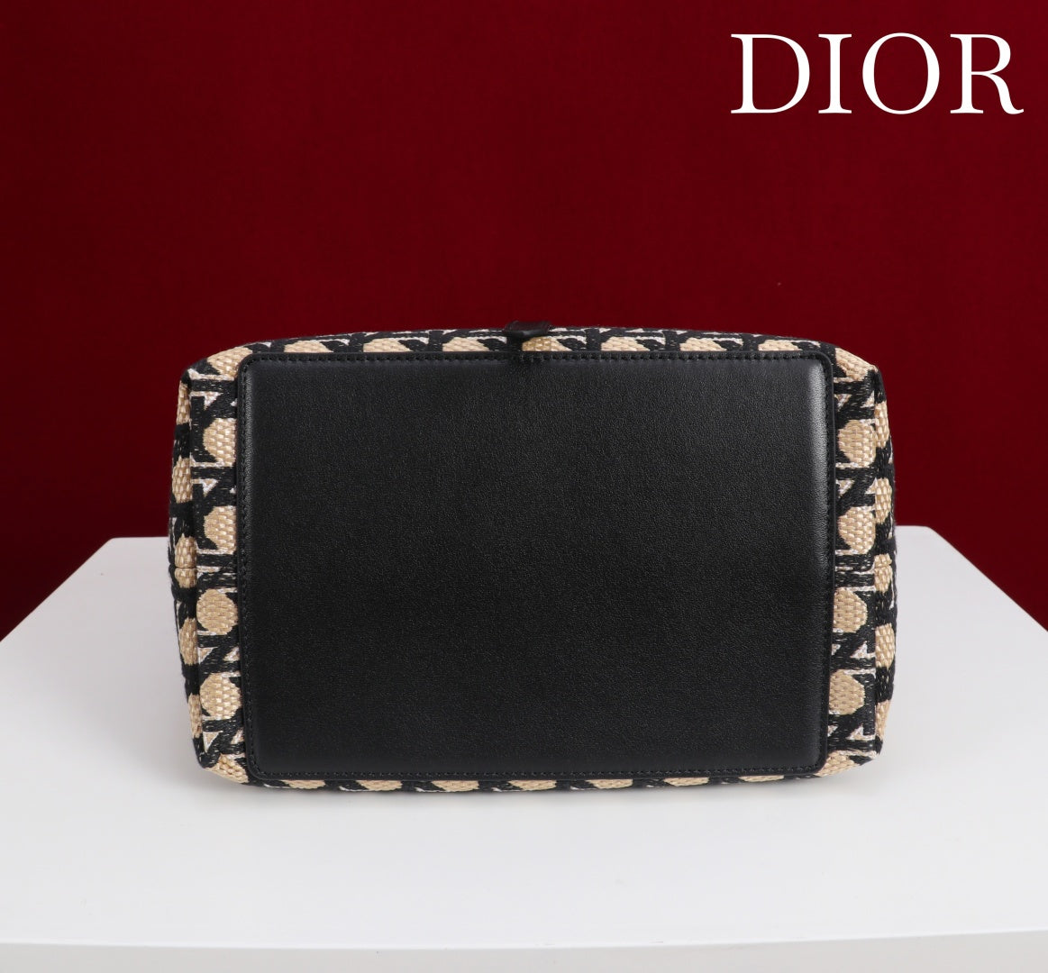 CD Toujours Small Bag 23 Diamond Black Beige Leather  280283