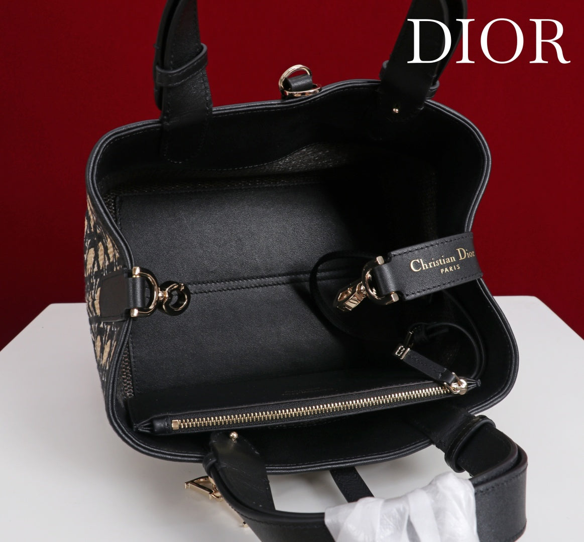 CD Toujours Small Bag 23 Diamond Black Beige Leather  280283