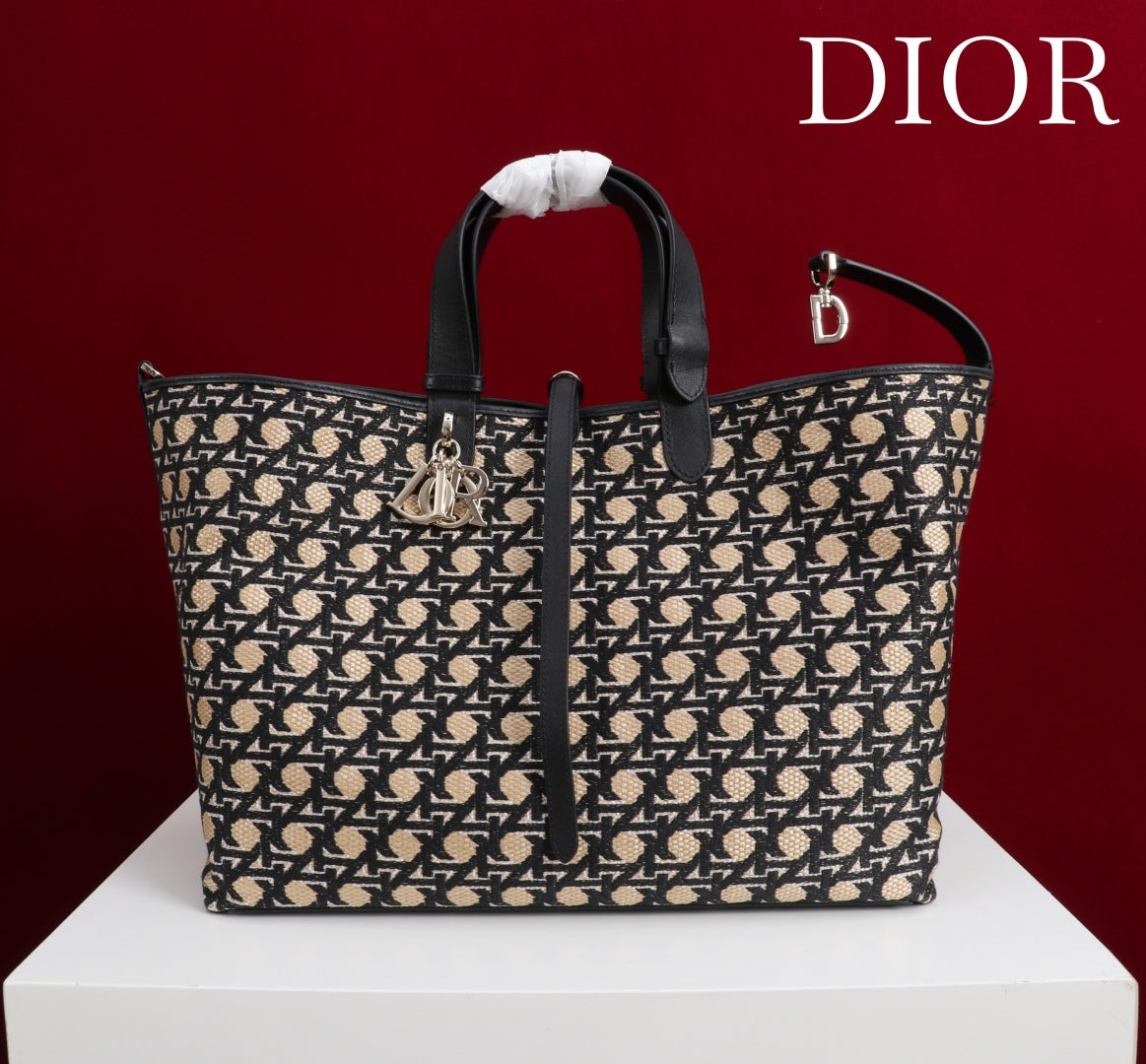 CD Toujours  Bag 37 Diamond Black Beige Leather