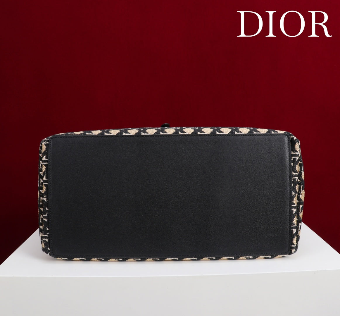 CD Toujours  Bag 37 Diamond Black Beige Leather