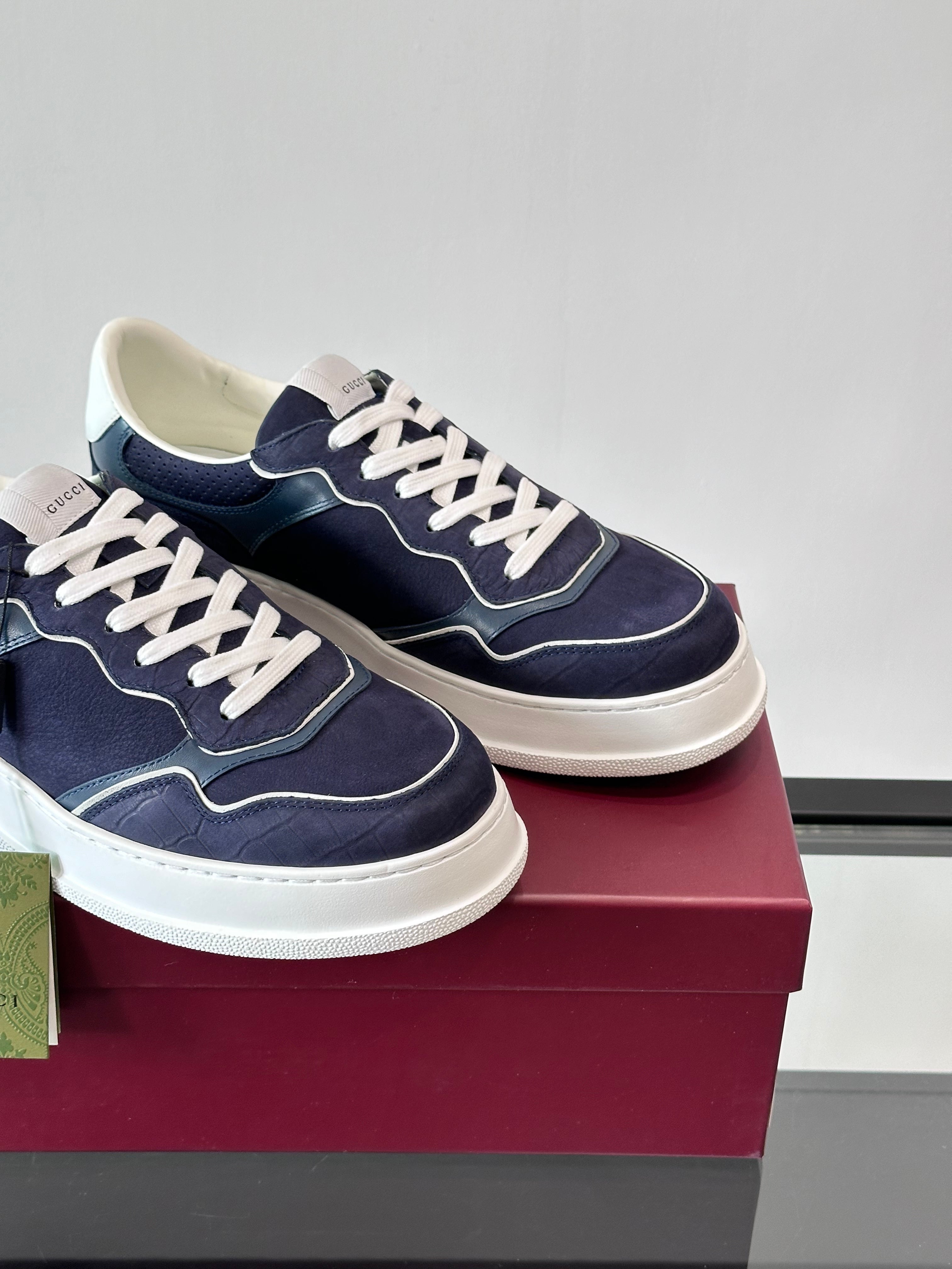 GG Men's Chunky Sneaker Blue Cowhide 535275