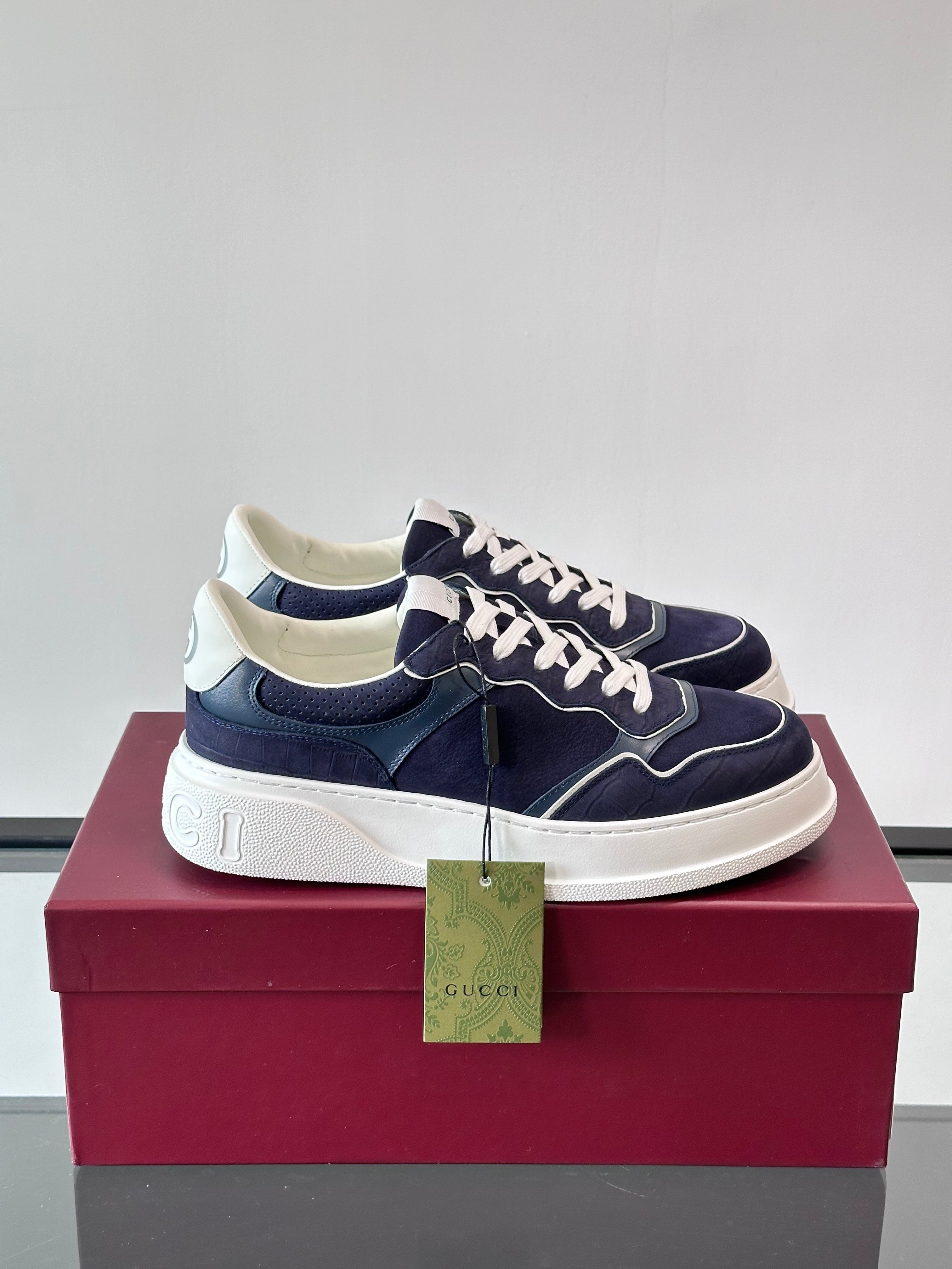 GG Men's Chunky Sneaker Blue Cowhide 535275