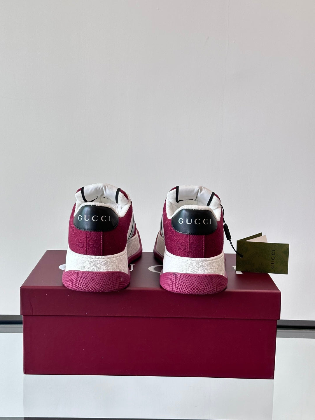 GG Men's Screener Sneaker Red White Canvas 524667