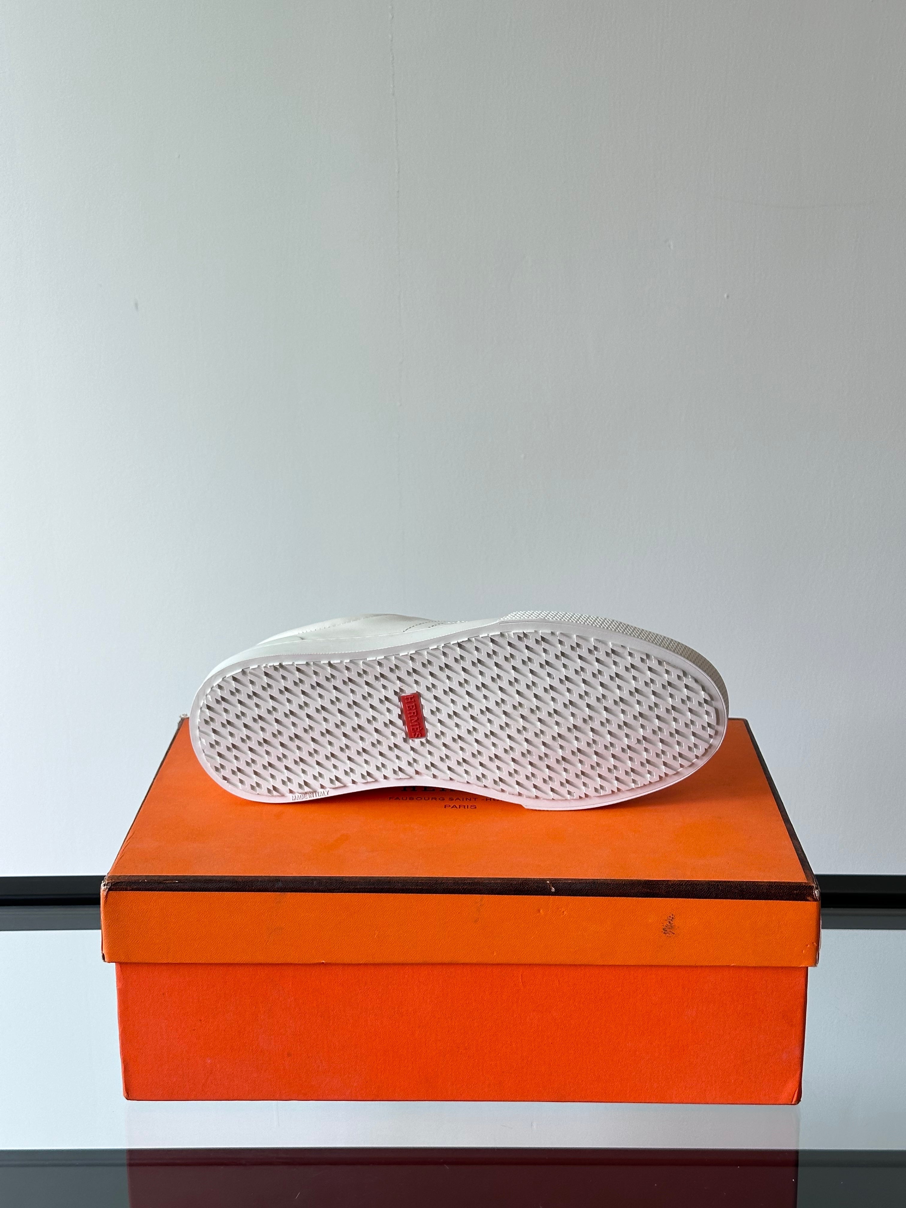 HM Sneaker White Calfskin 523027
