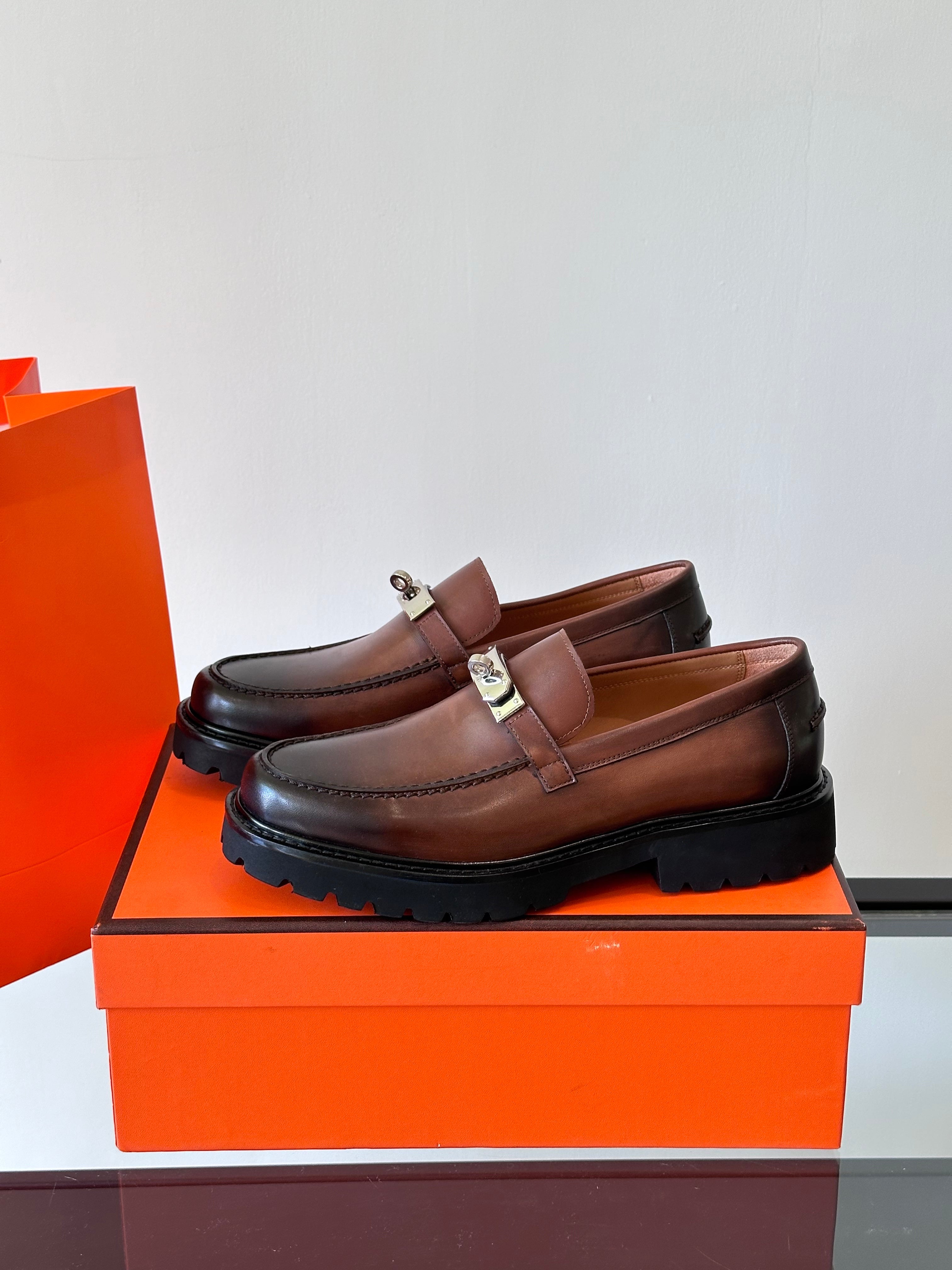 HM Men's Icone Loafer Black Brown Cowhide