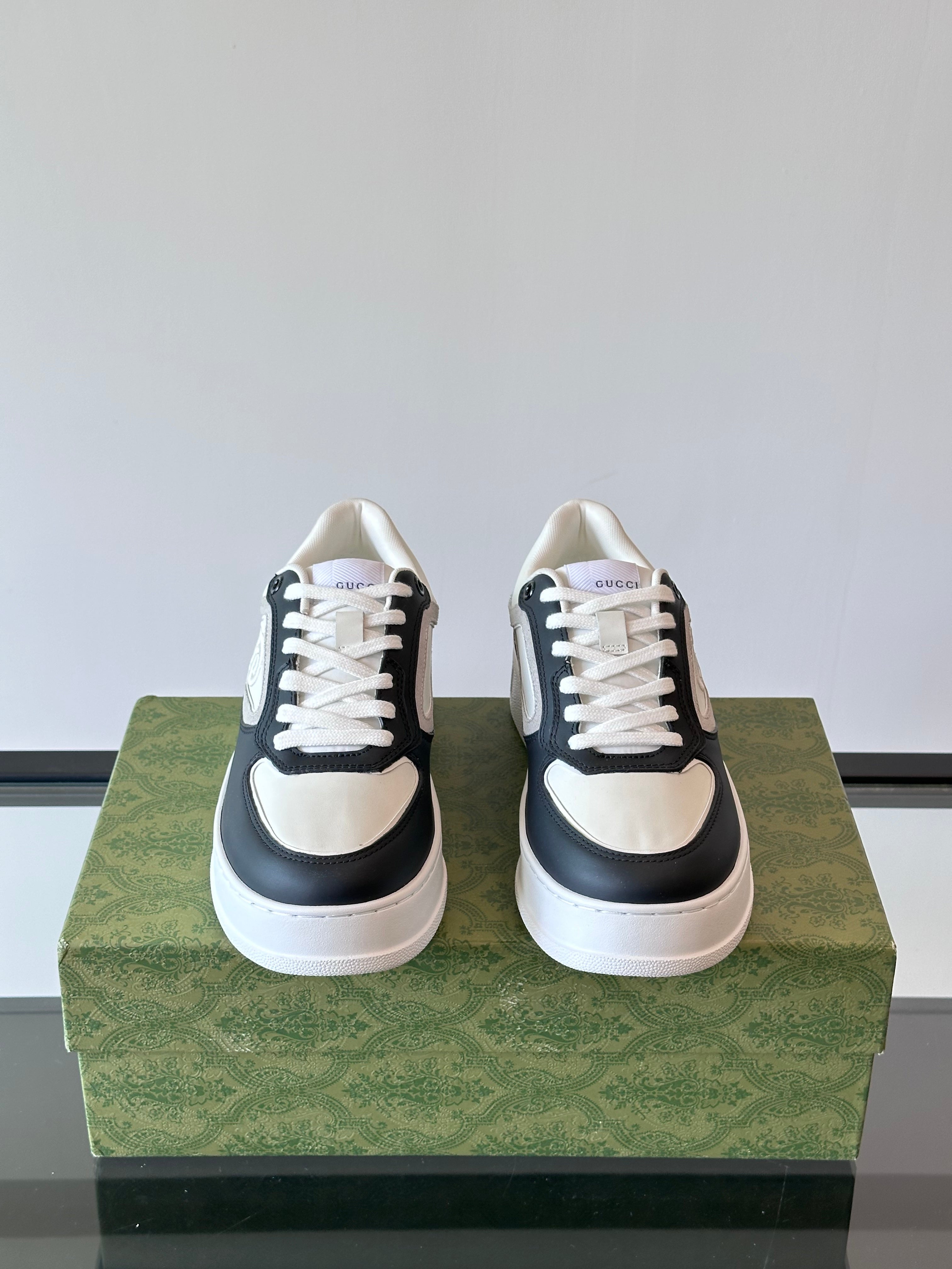 GG Men's Sneaker White Black Cowhide 535204