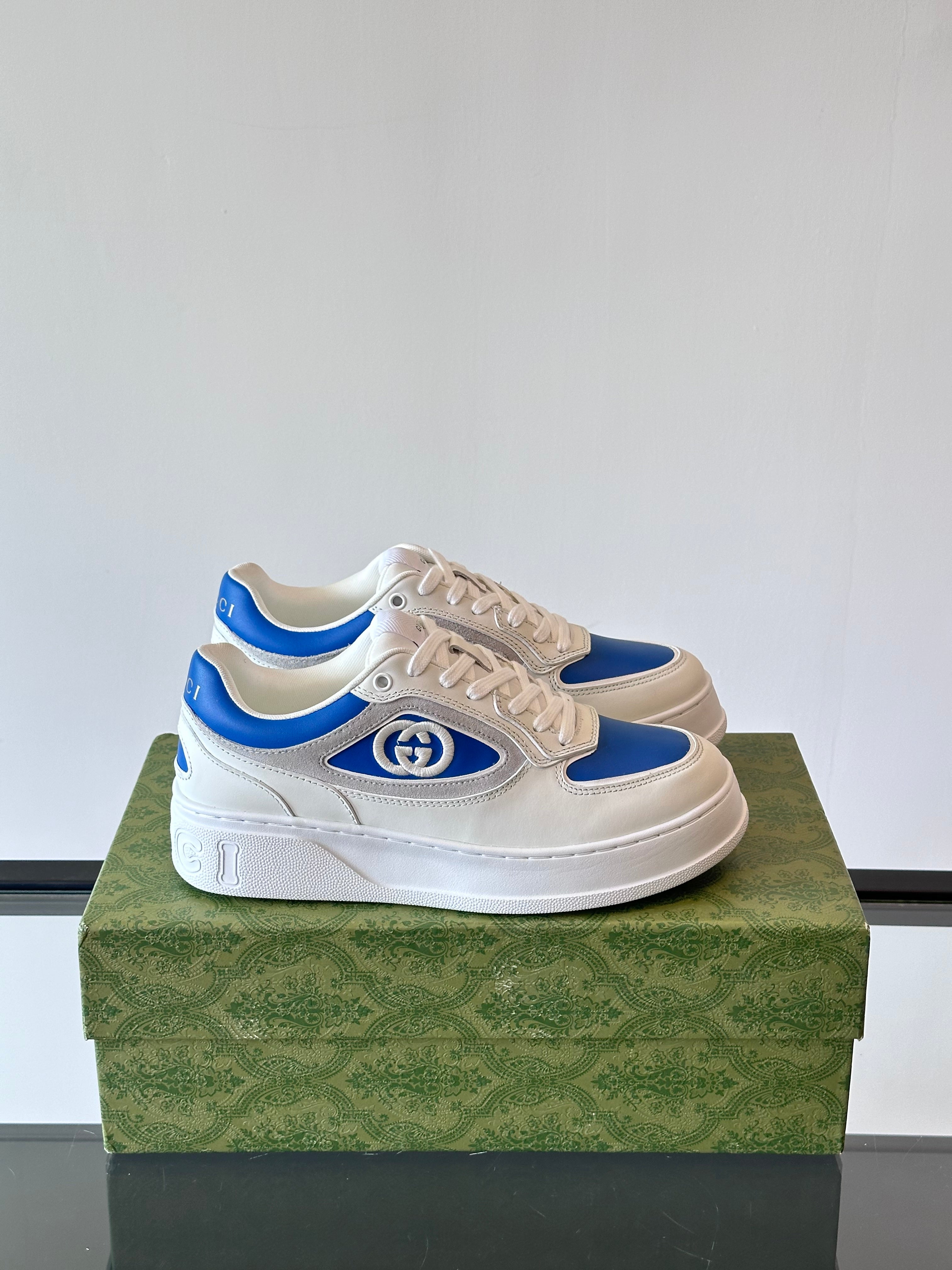 GG Men's Sneaker White Blue Cowhide 535206