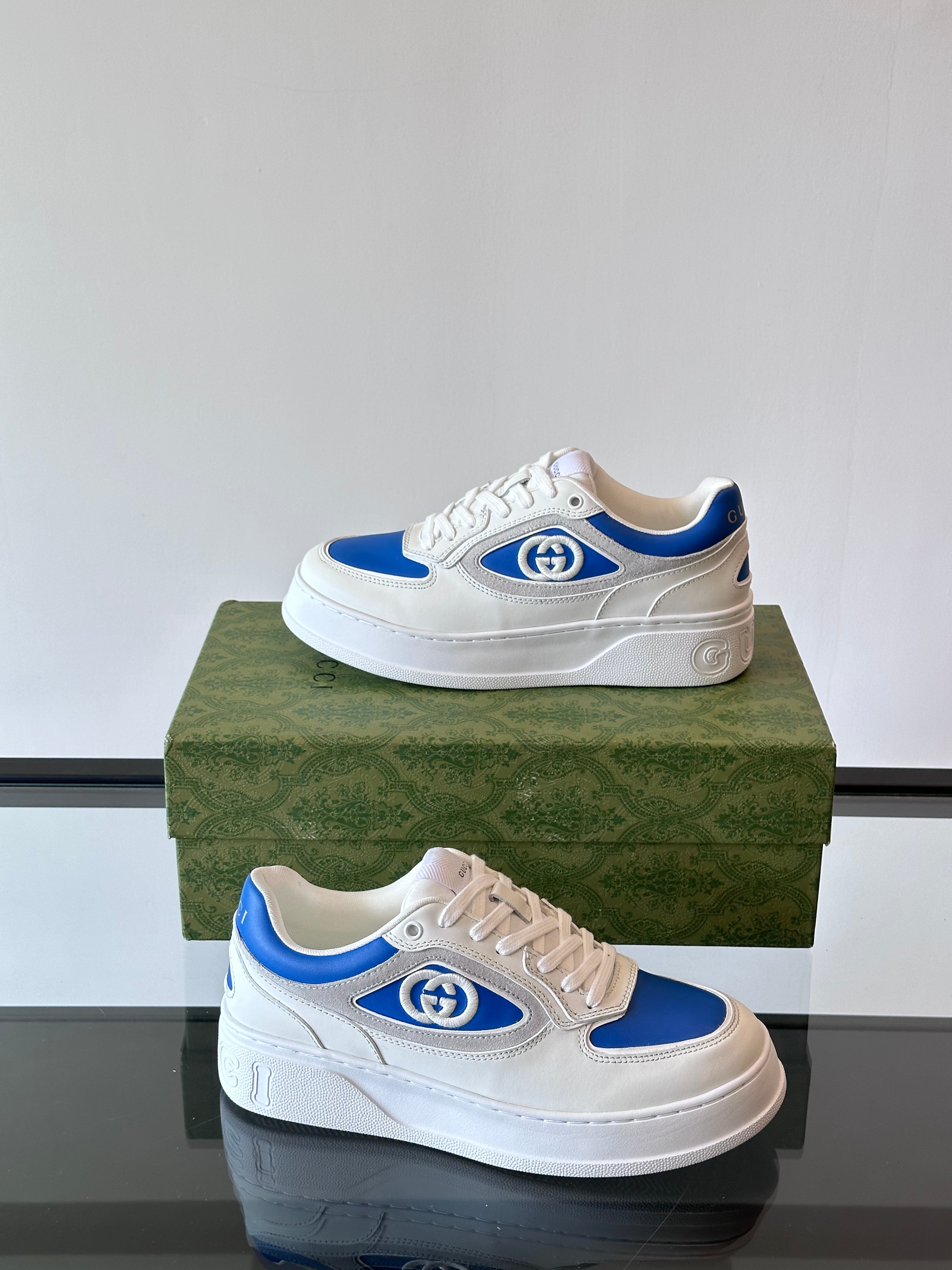 GG Men's Sneaker White Blue Cowhide 535206