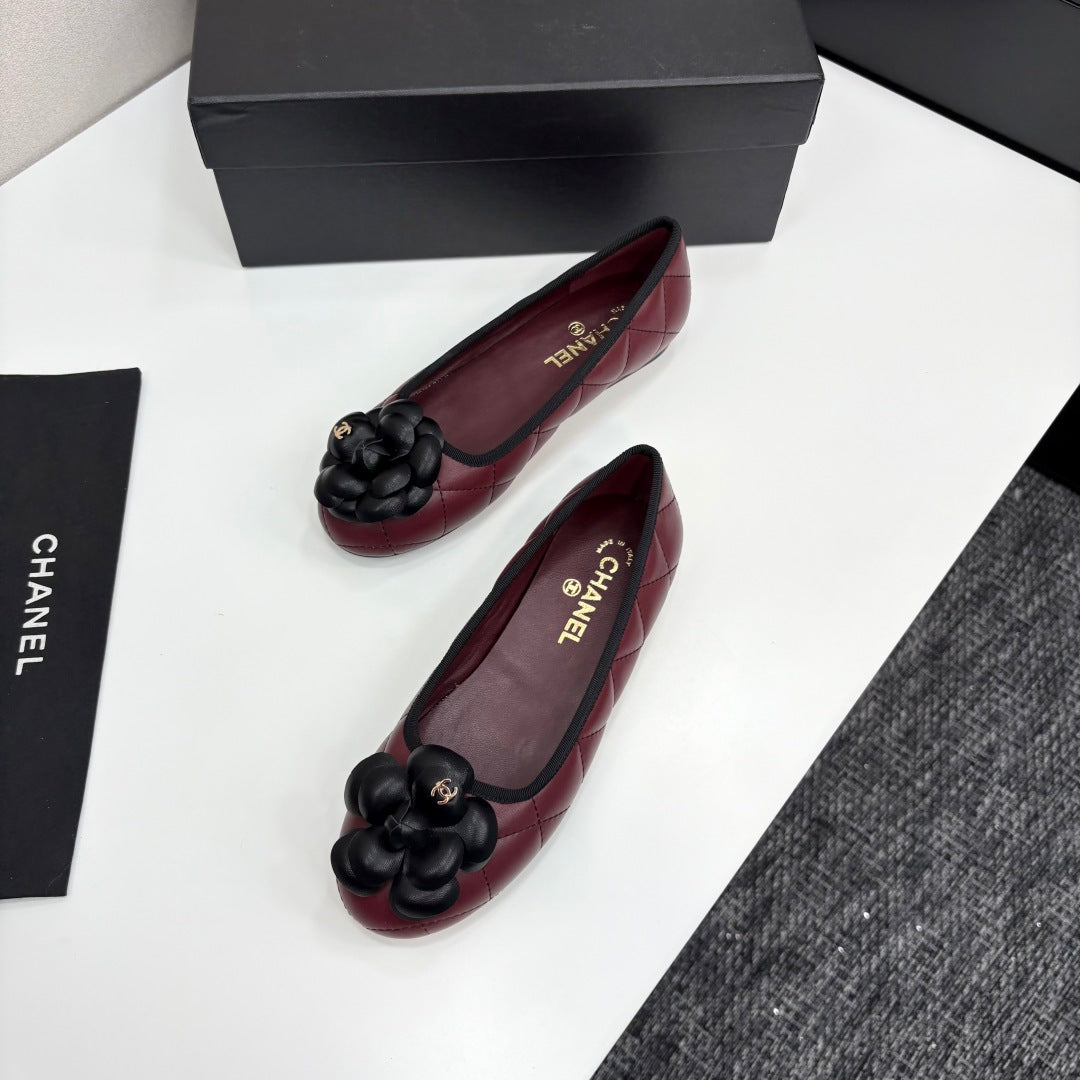 CC 25 Ballet Flat Flower Burgundy Quilted Calfskin