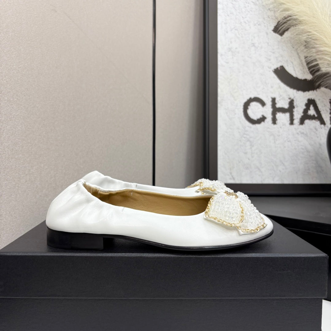CC 25 Diamond Ballet Flats White Sheepskin 331788