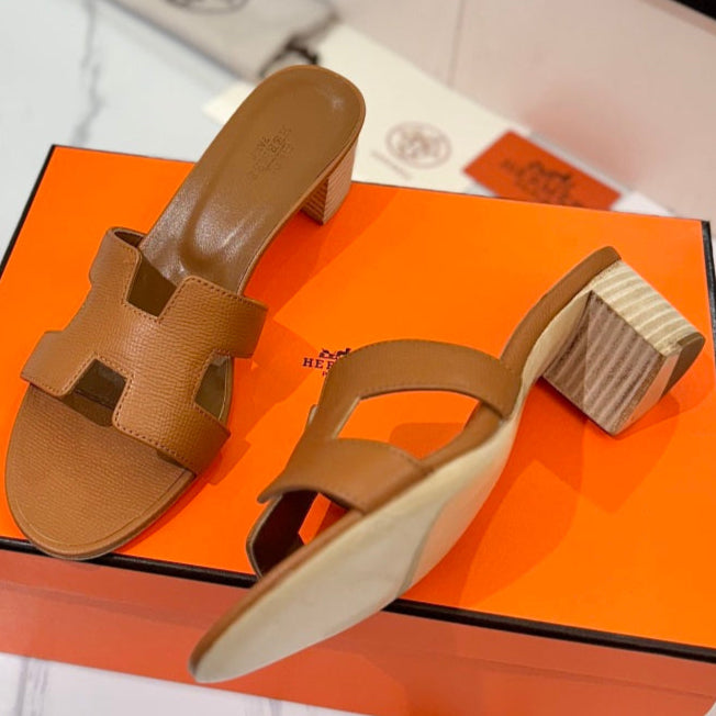 HM Oasis Sandals Brown Cowhide 294837