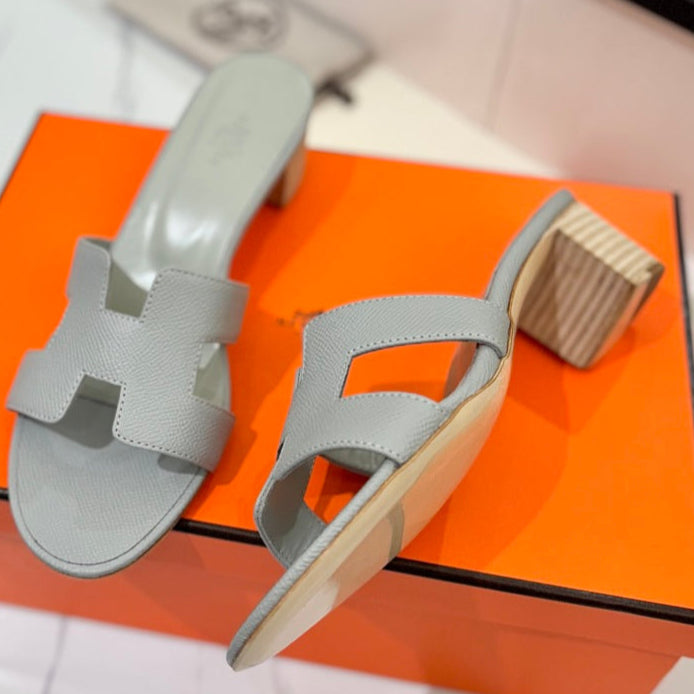 HM Oasis Sandals Gray Cowhide 294841