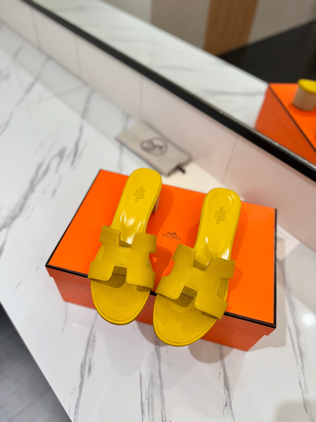 HM Oasis Sandals Yellow Cowhide 294844