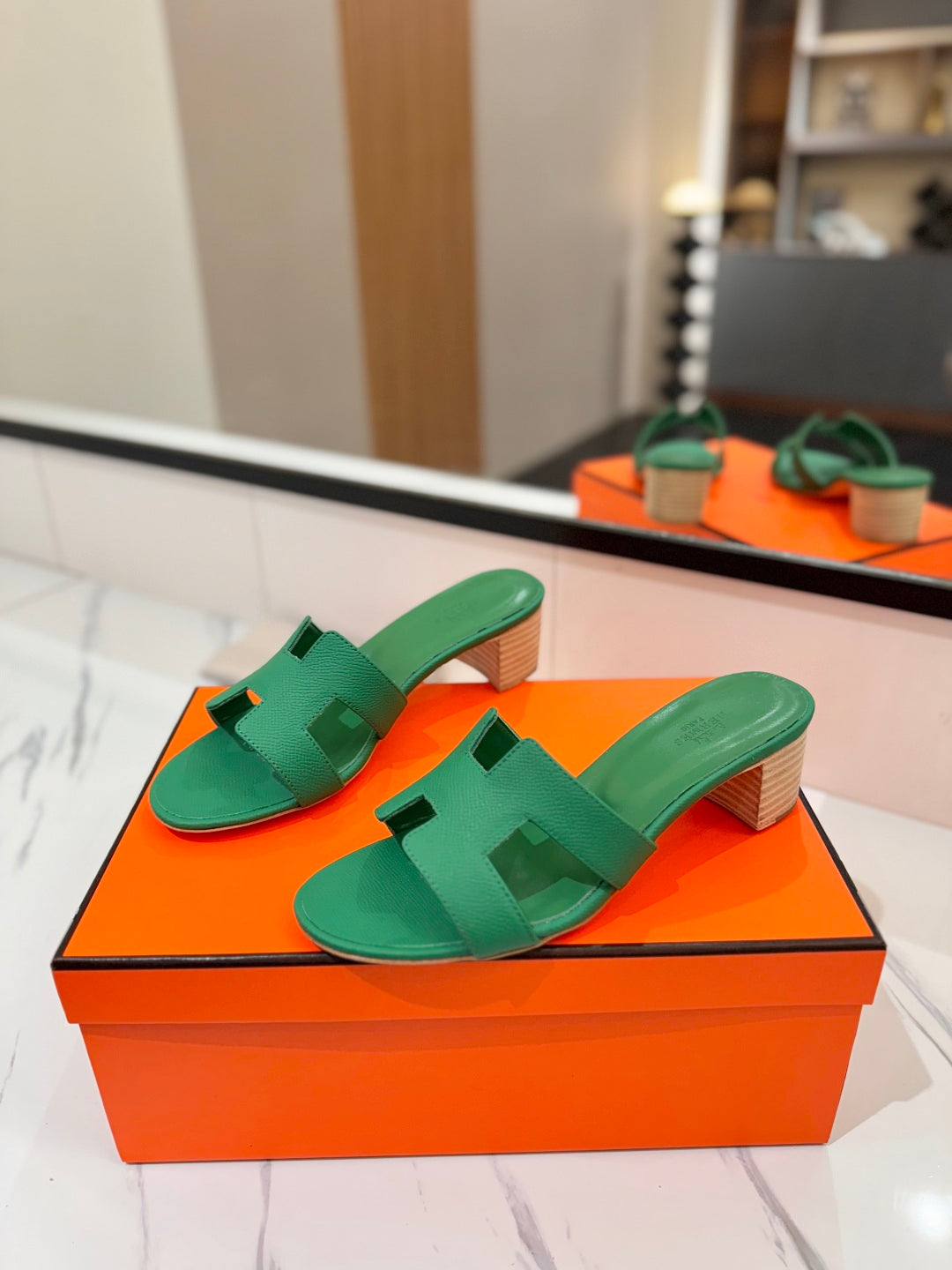 HM Oasis Sandals Green Cowhide 294846