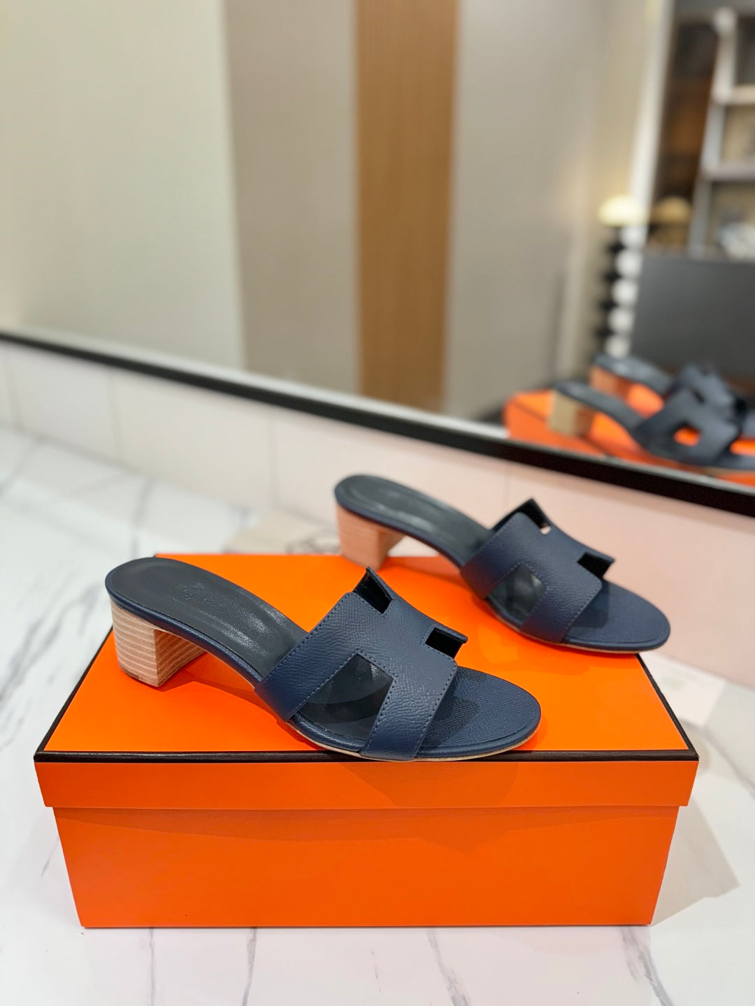 HM Oasis Sandals Navy Blue Cowhide 294848