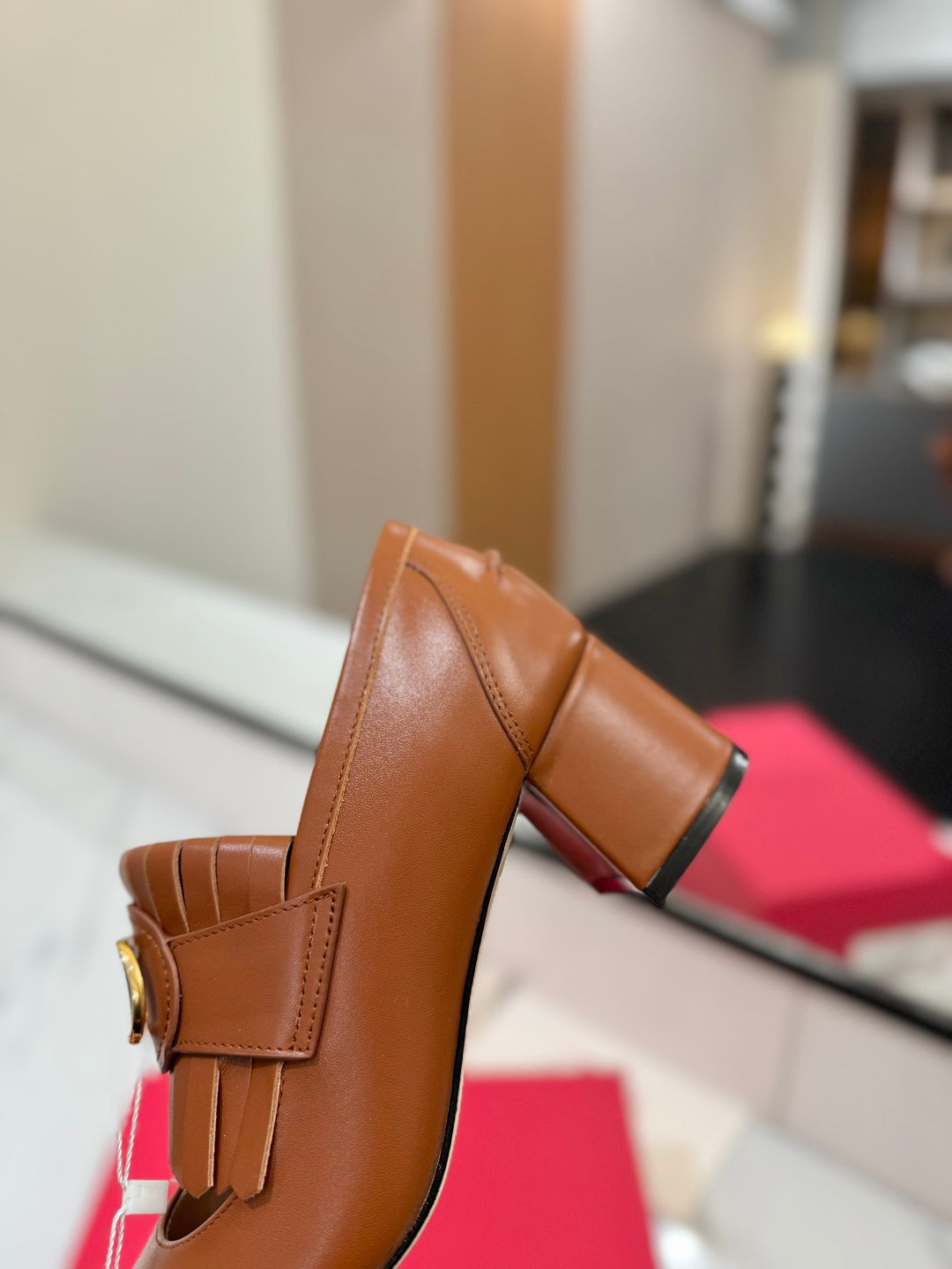 VT 2025 Signature Heeled Loafer Brown Calf Leather 295069
