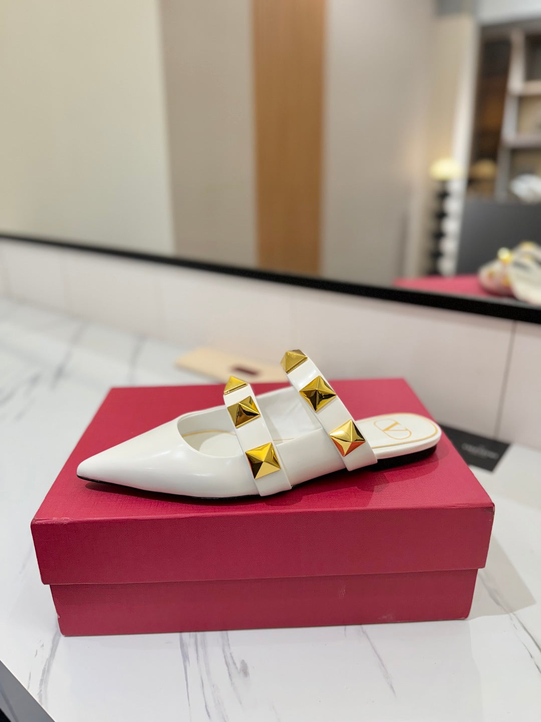 VT Rockstud Mule White Gold Cowhide