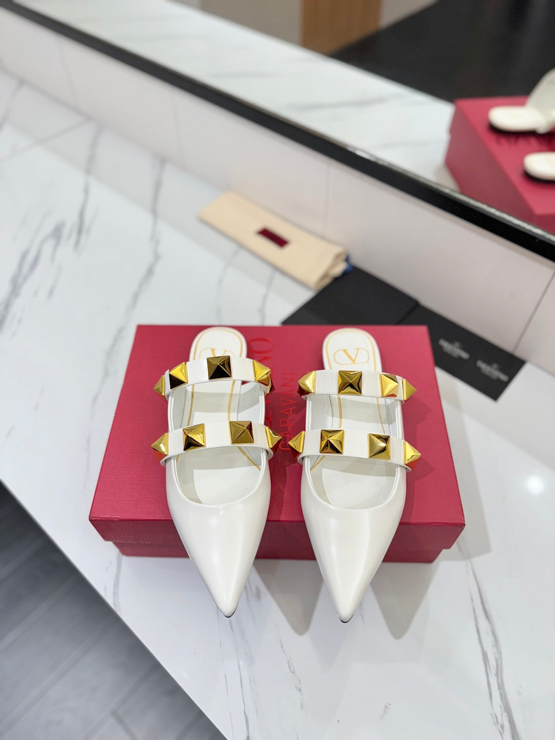 VT Rockstud Mule White Gold Cowhide