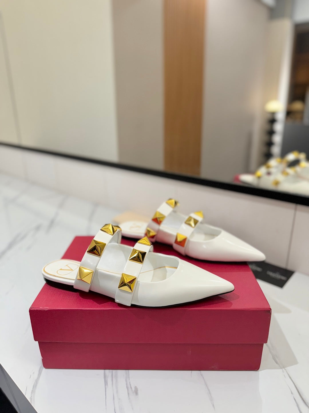 VT Rockstud Mule White Gold Cowhide