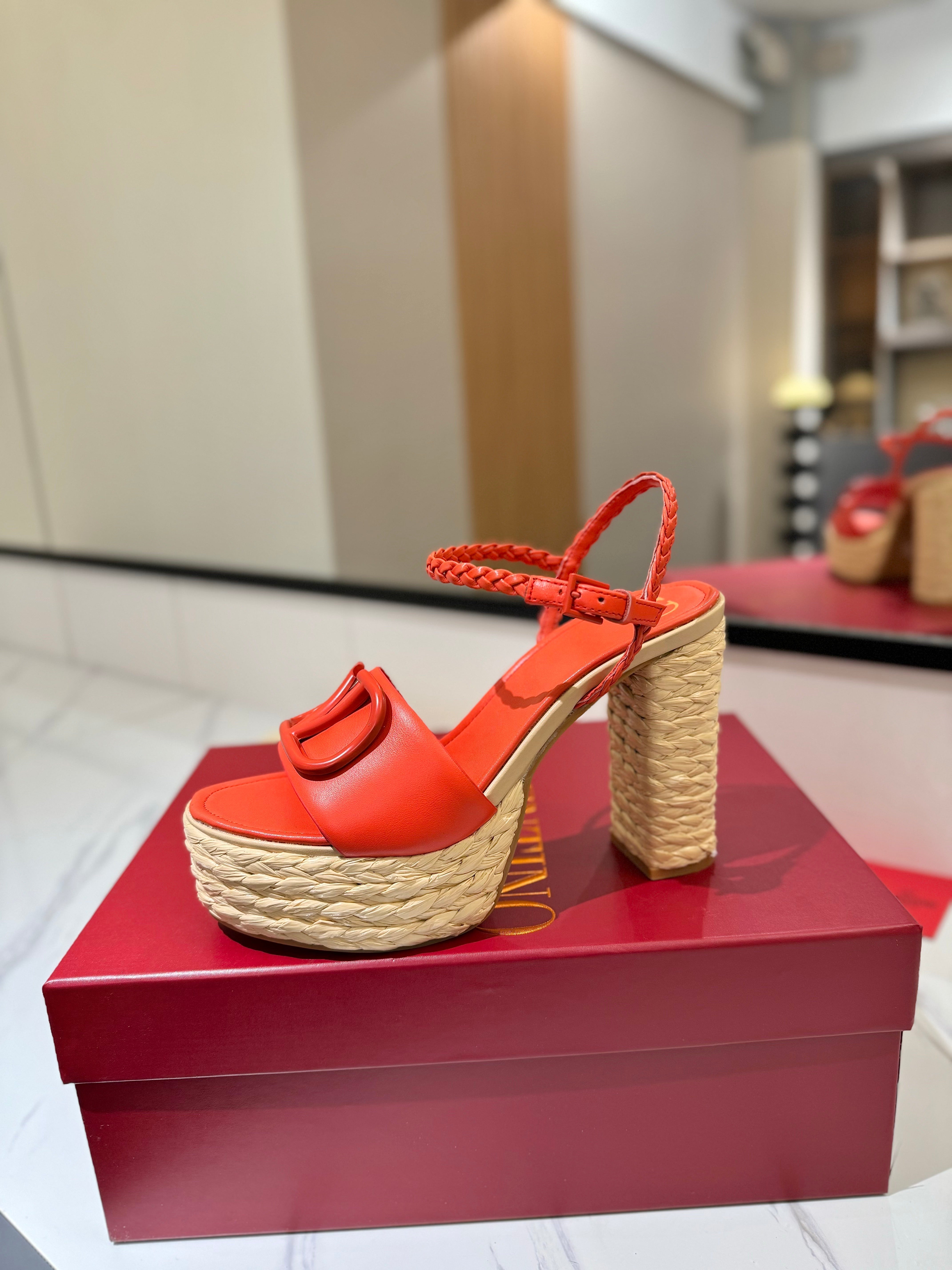 VT Espadrilles Platform Sandals Orange Calfskin 369494