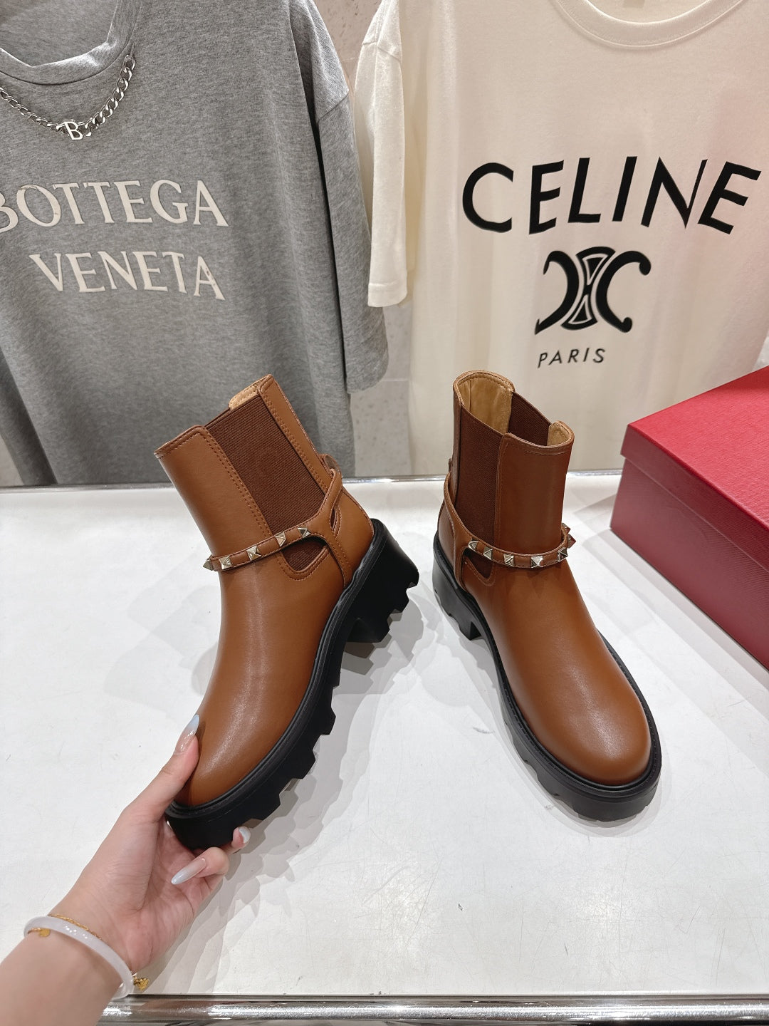 VT ankle boots brown black calfskin 174445