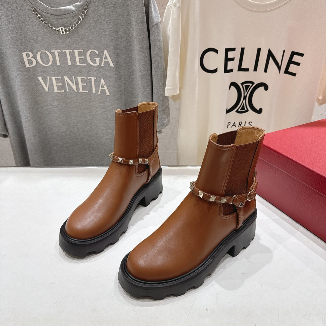 VT ankle boots brown black calfskin 174445