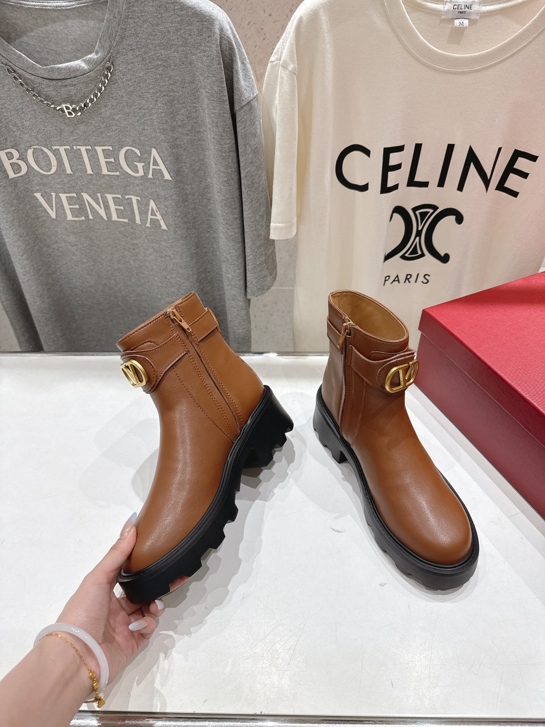 VT short boots brown calfskin 174441