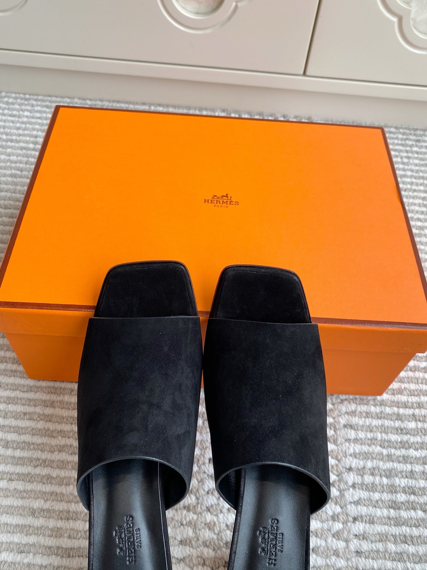 HM Kylie Mules Black Calfskin 316375