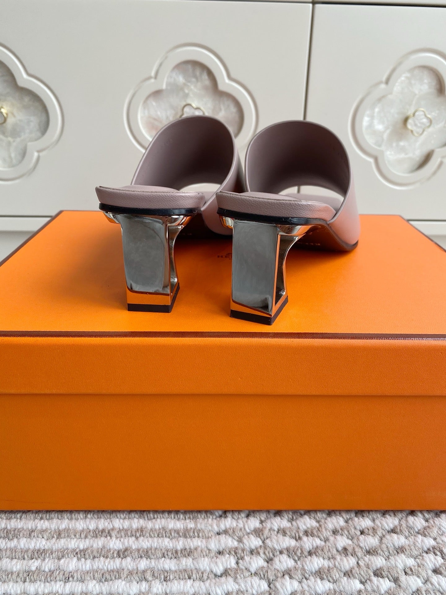 HM Kylie Mules Pink Calfskin 316379