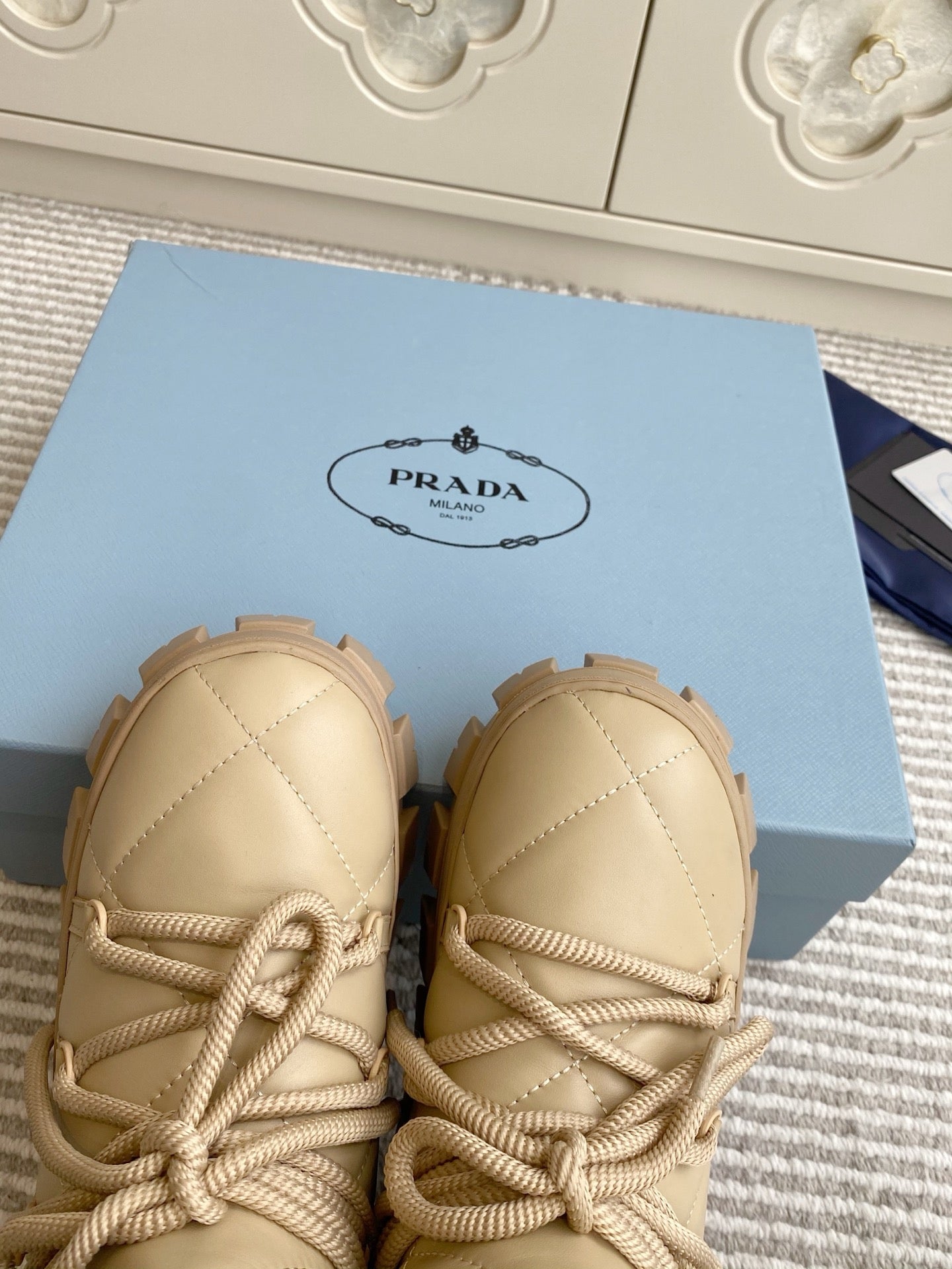 Prada 25 Shearling Apres-ski Boots Beige Calfskin 501449