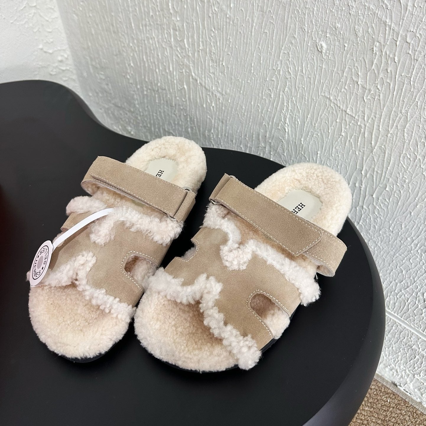 HM Chypre Sandal In Light Brown Mix White Suede And Fleece Lining 961139