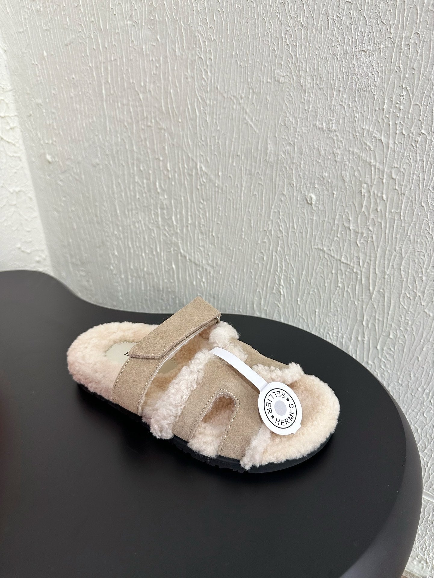 HM Chypre Sandal In Light Brown Mix White Suede And Fleece Lining 961139