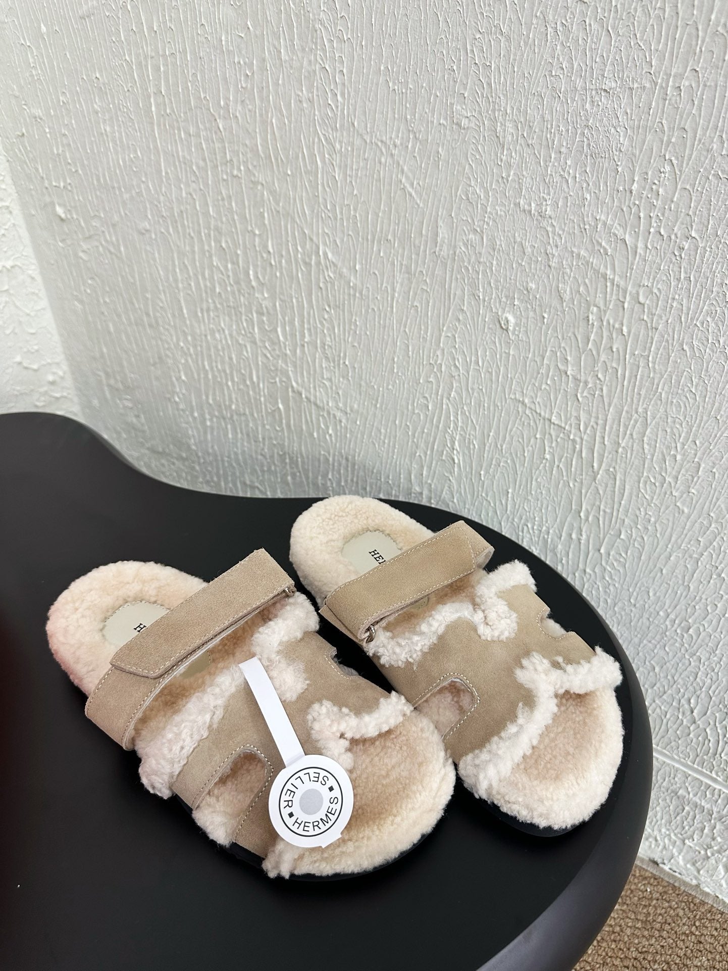 HM Chypre Sandal In Light Brown Mix White Suede And Fleece Lining 961139