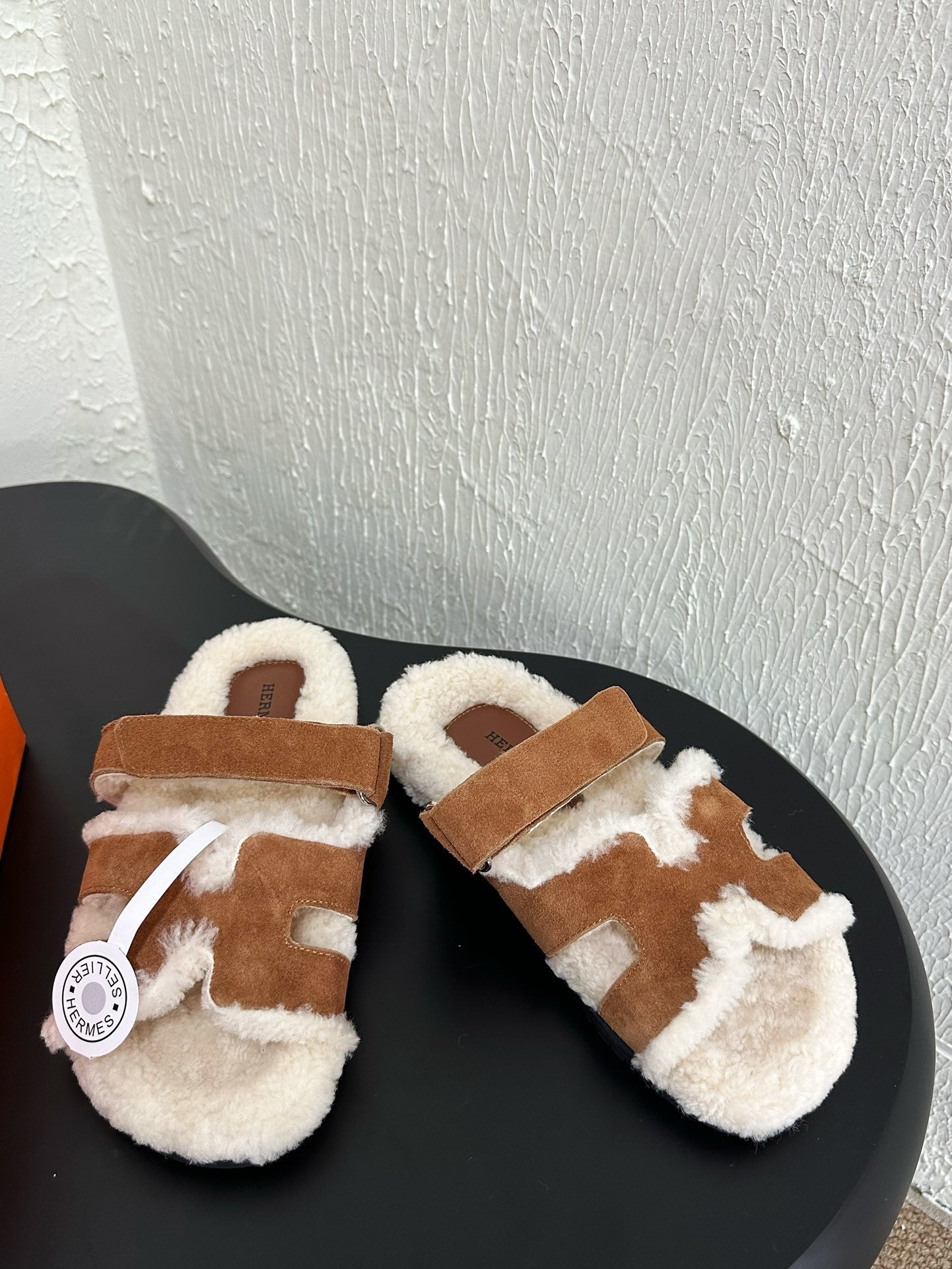 HM Chypre Sandal In Caramel Mix White Suede And Fleece Lining 961140