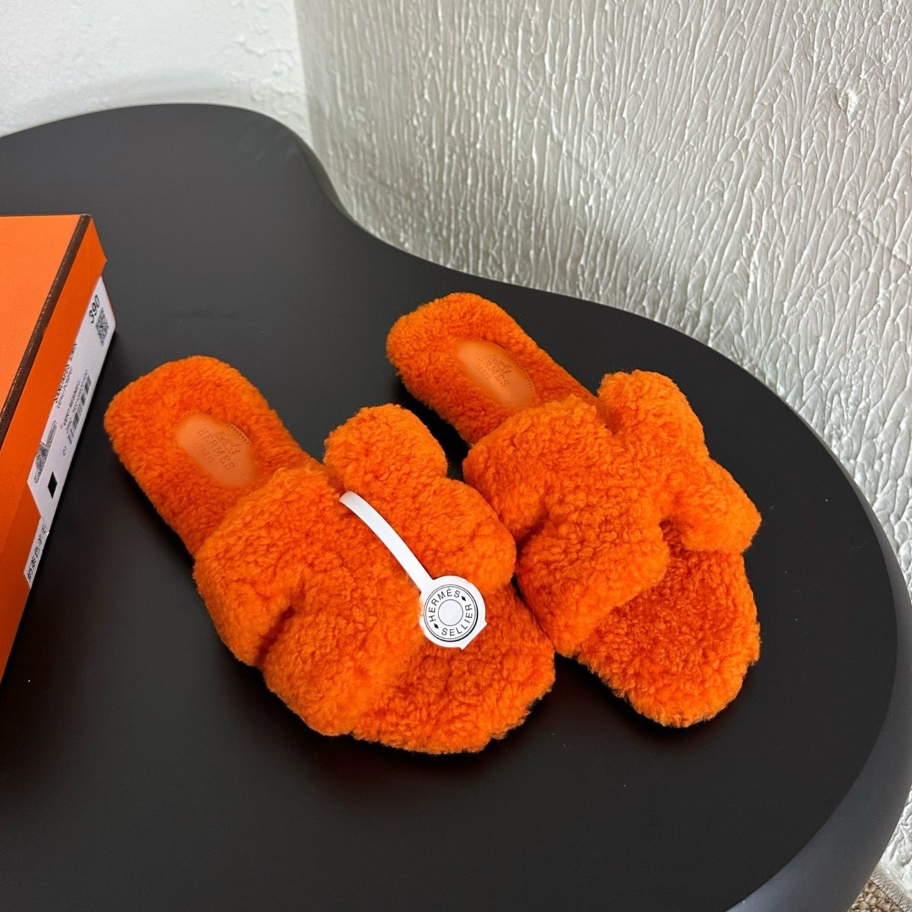 HM Oran Sandal Orange Wool Fleece 961010