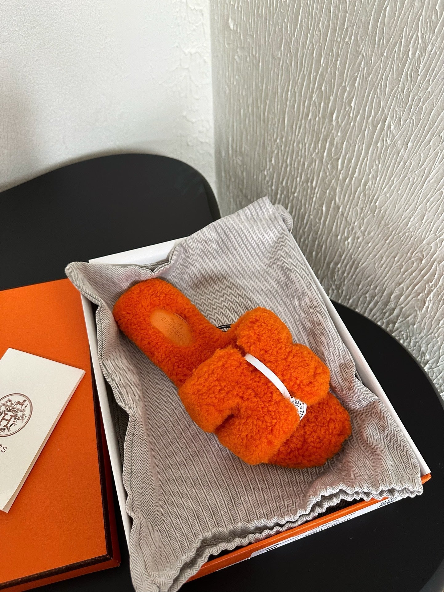 HM Oran Sandal Orange Wool Fleece 961010