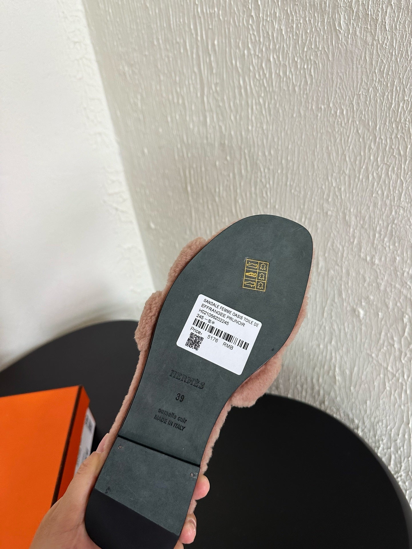 HM Oran Sandal Light Beige Pink Wool Fleece  961013