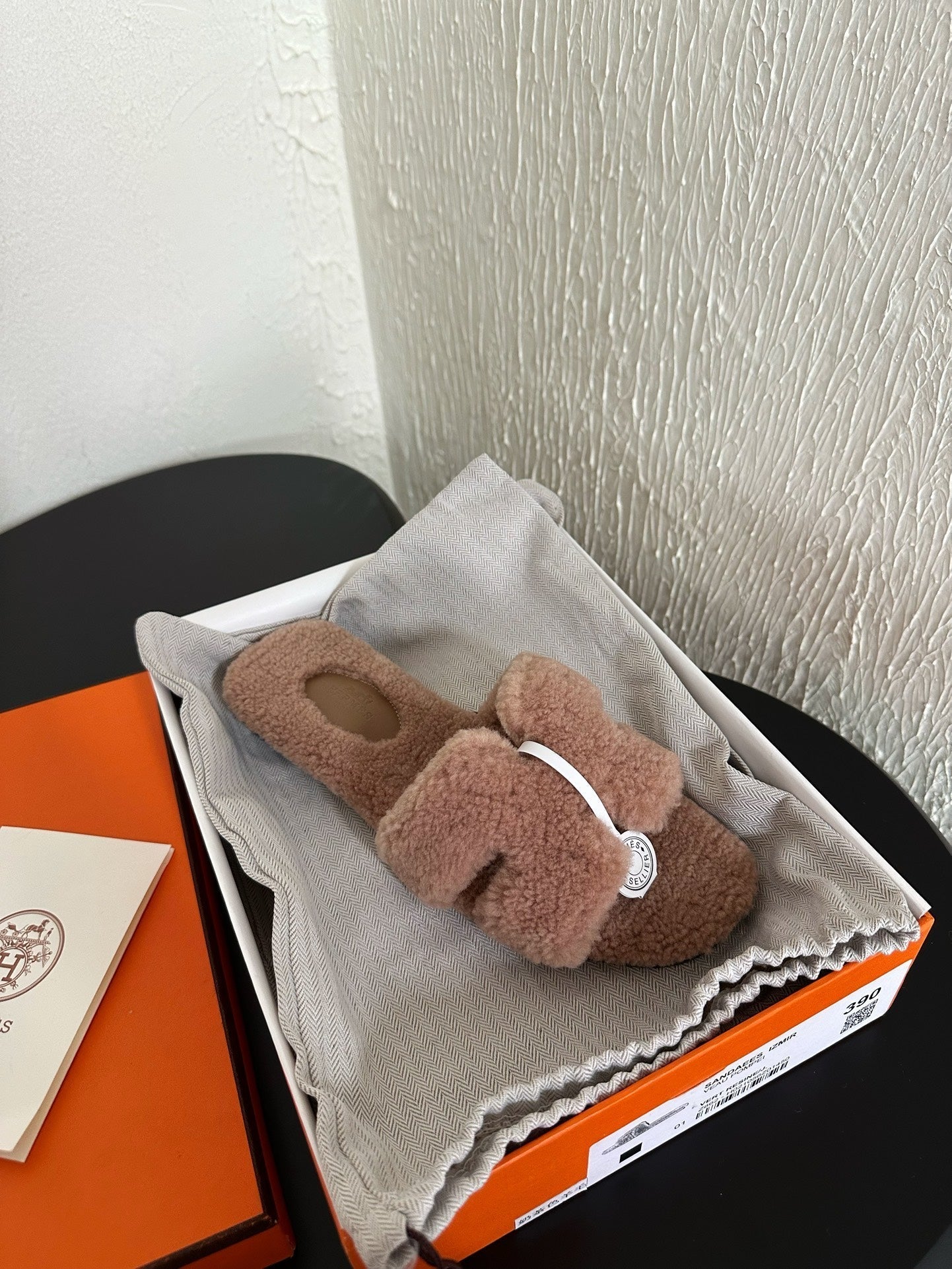 HM Oran Sandal Light Beige Pink Wool Fleece  961013