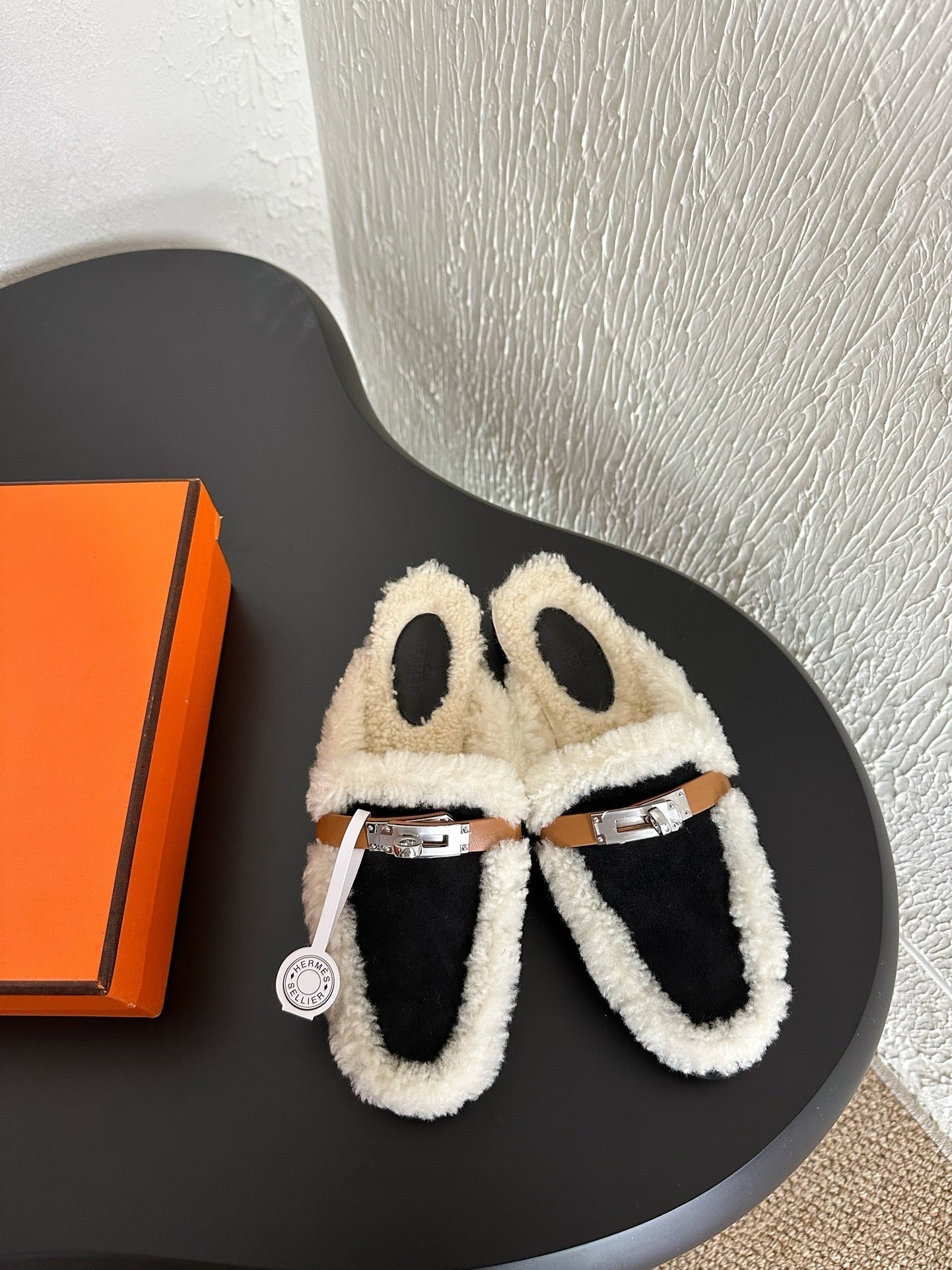 HM Oz Mule Black Mix White Suede Lined With Wool Fleece 961091