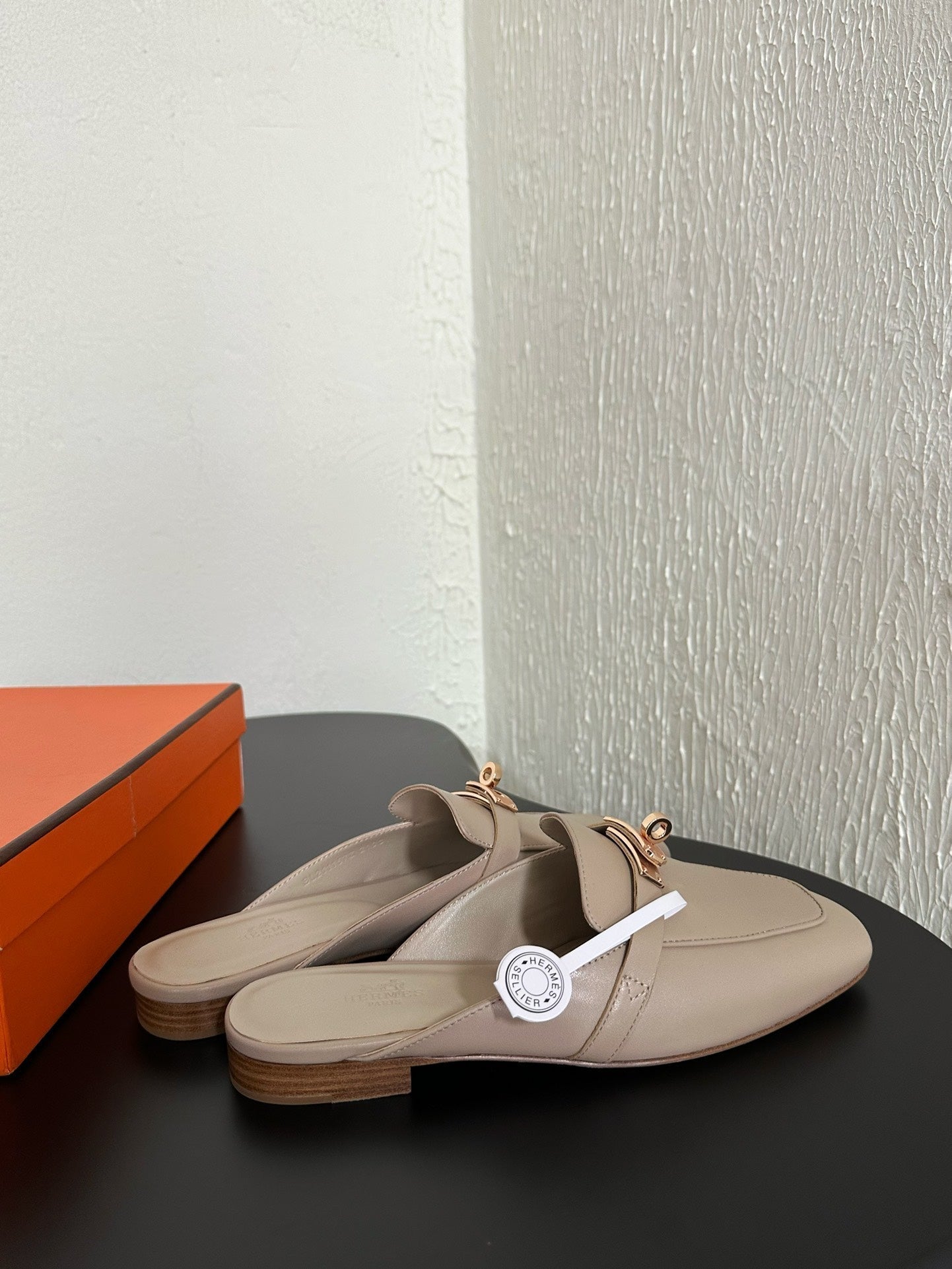 HM Oz Mule Beige Calfskin 961096