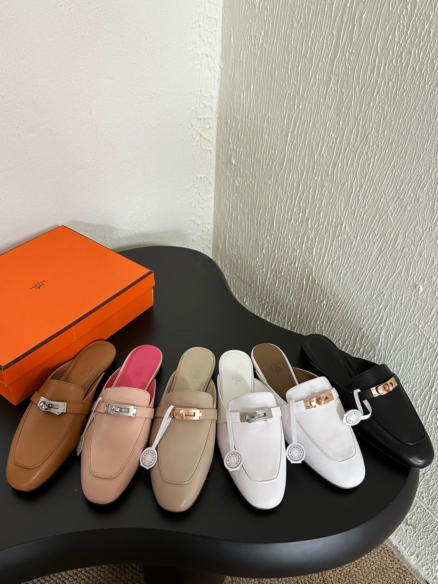 HM Oz Mule Caramel Calfskin 961098